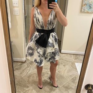 Marchesa v neck Cocktail Dress